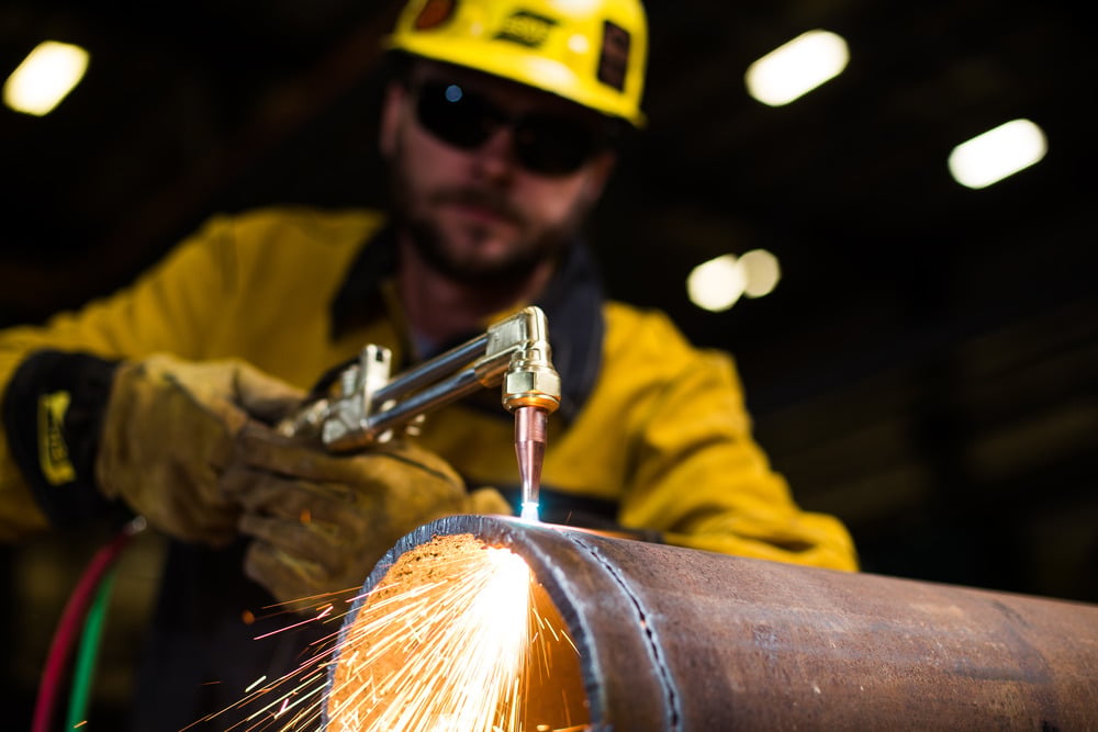 oxy-fuel-cutting-action